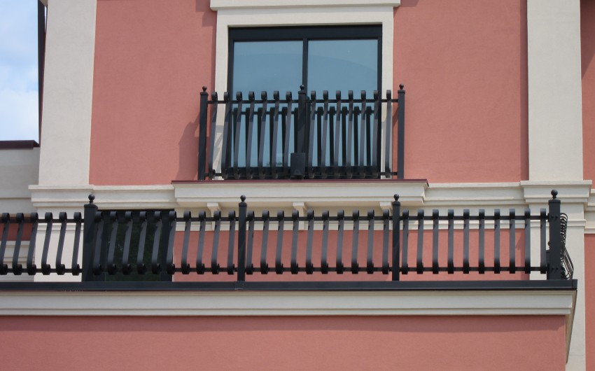 Restaurant Window Railing
