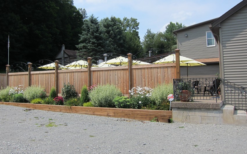 Restaurant Fence