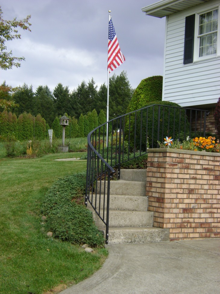 Black Rounded Railing