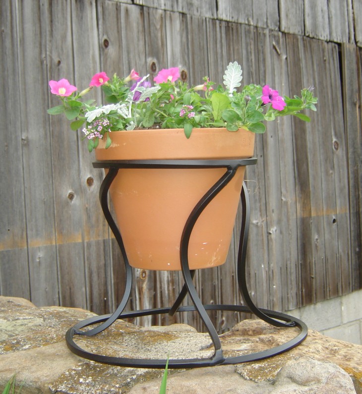Twisted Planter