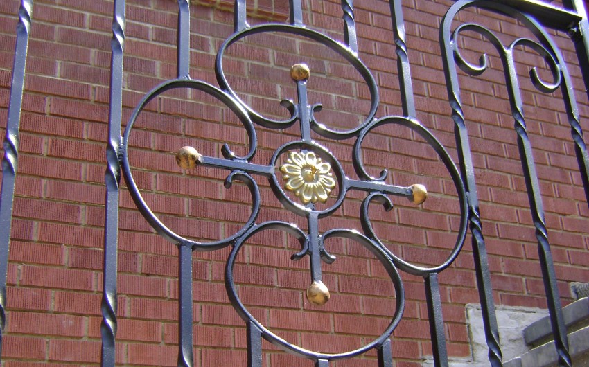 Black Stair Railing Design