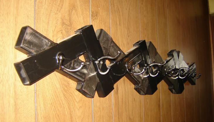 Zigzag Coat Rack