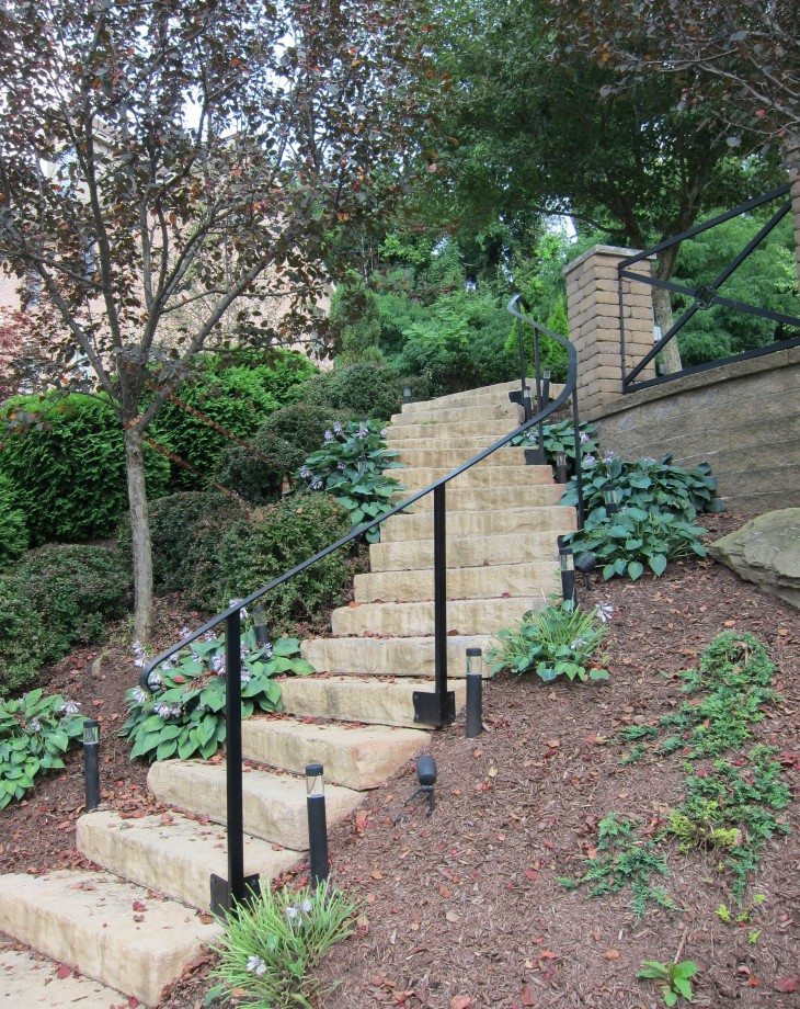 Winding Hand Railing