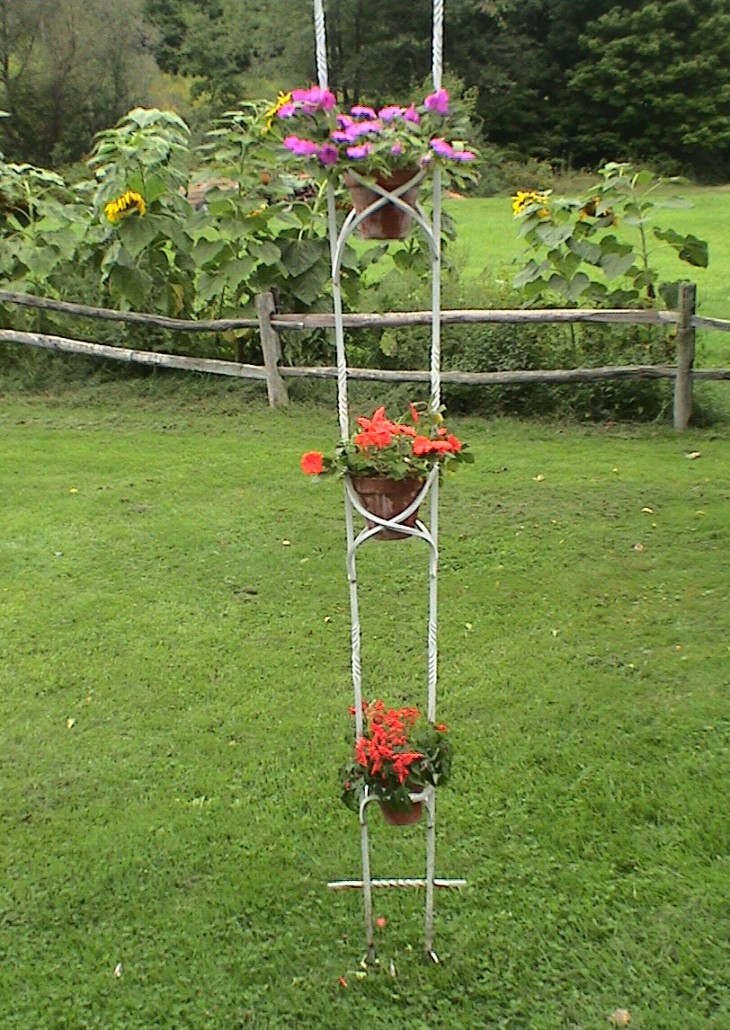 Tall Pot Holder