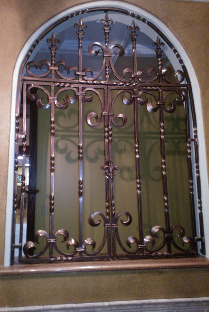 Window Gate